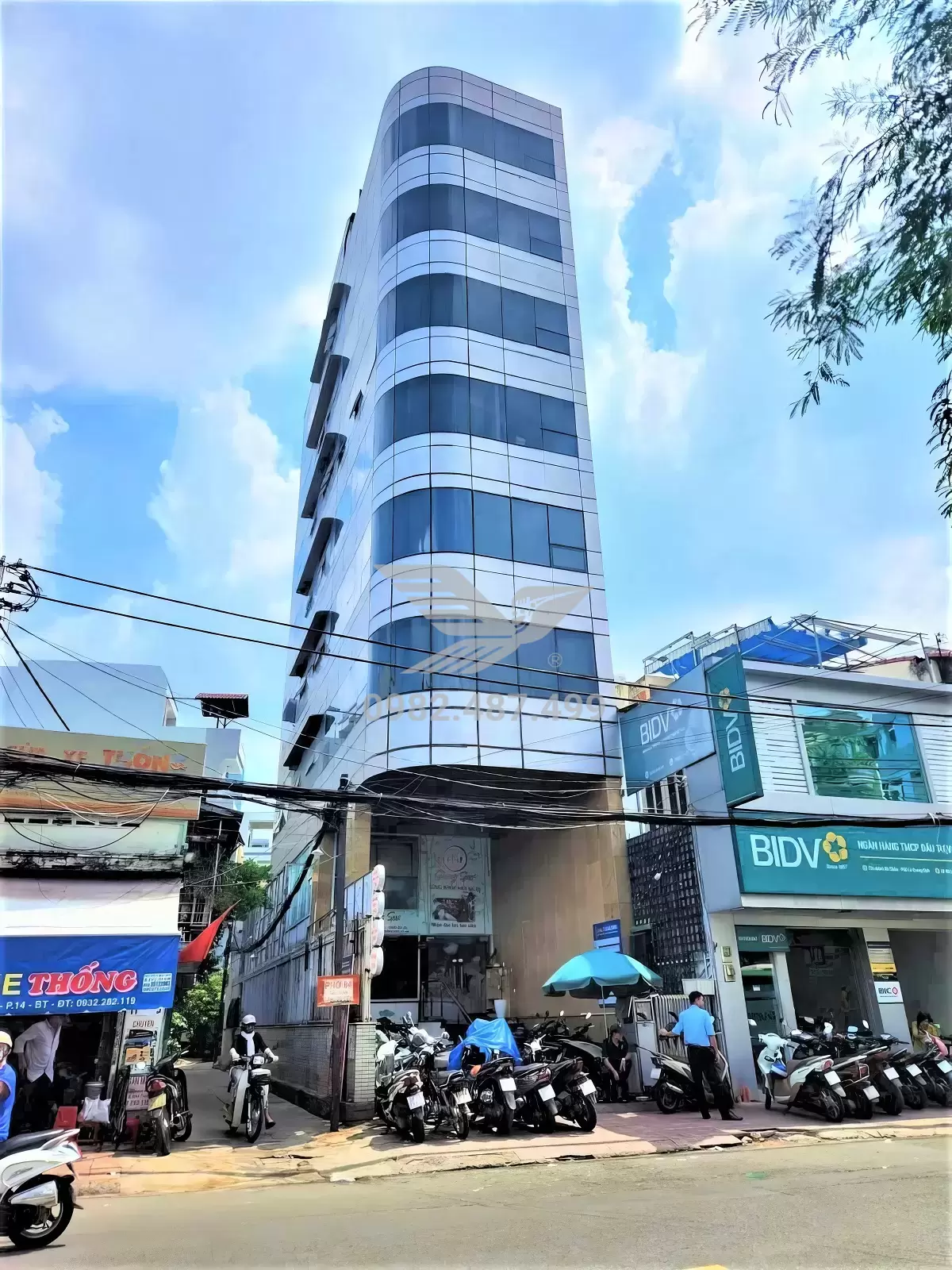 Eternal Moutain Building – 82-84 Lê Quang Định, P. Bình Thạnh