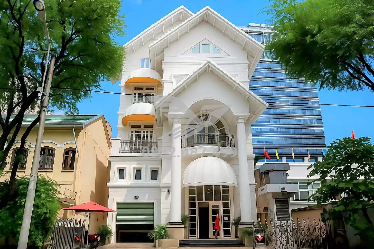 Tòa nhà The Monarch