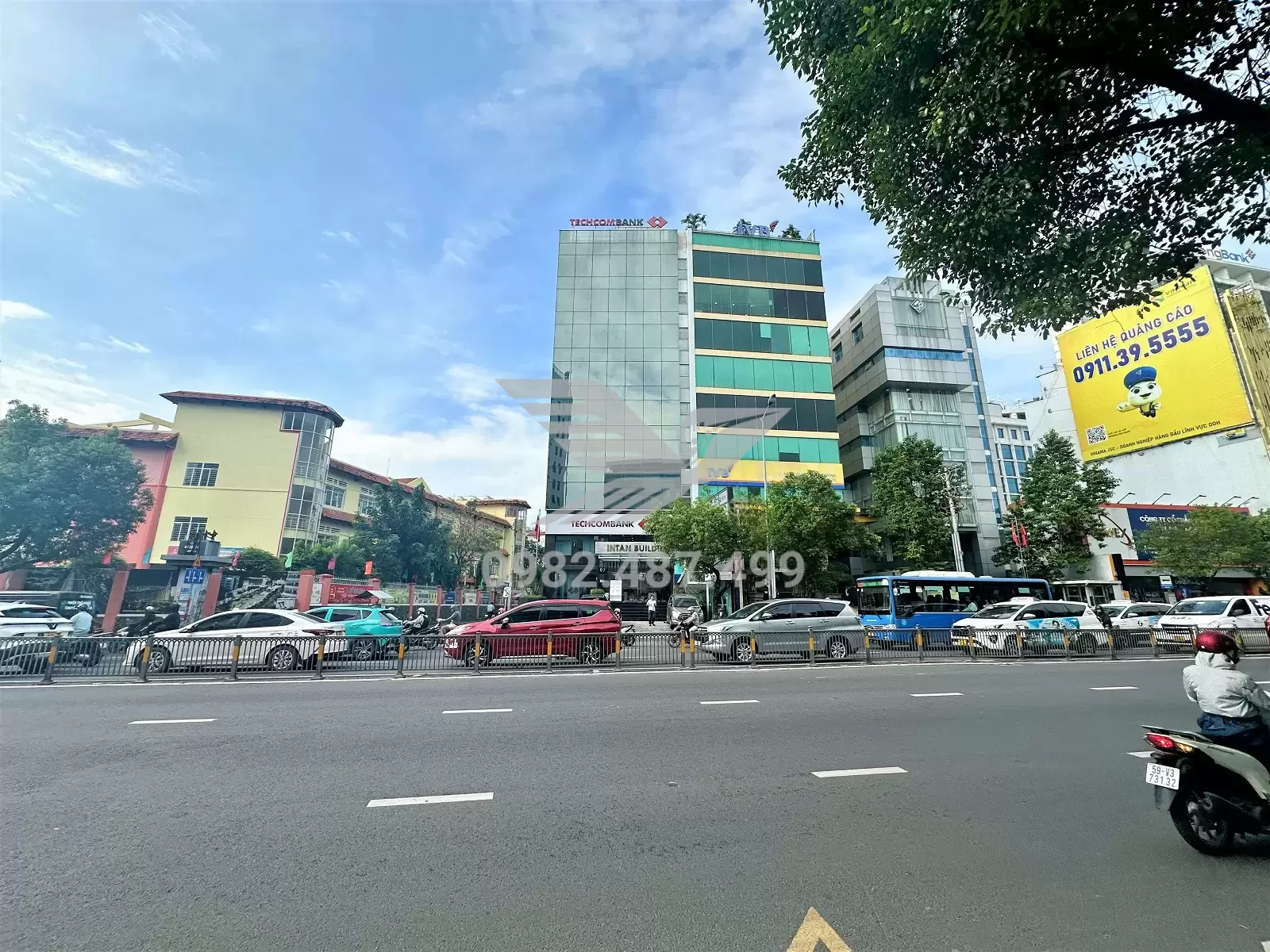 Tòa nhà Intan Building – 97 Nguyễn Văn Trỗi, Phường Phú Nhuận
