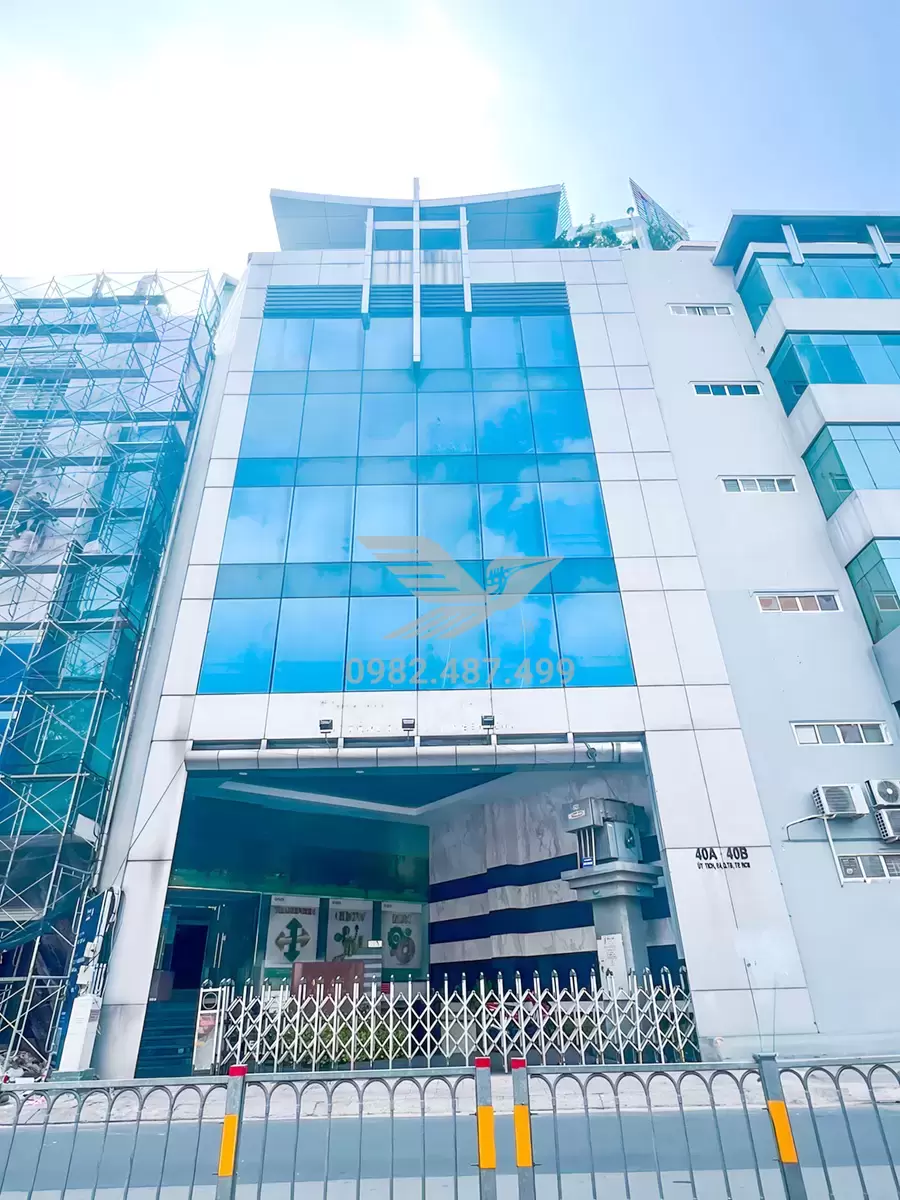 Tòa nhà M.O.R.E 40A-40B Út Tịch