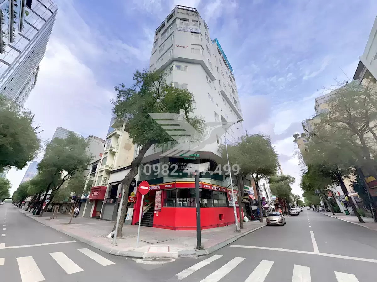 Queen Central Building – 10AB Thái Văn Lung, Phường Sài Gòn