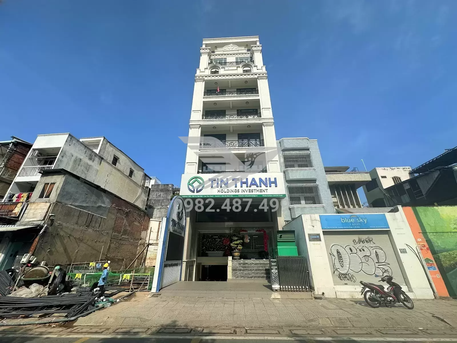 Tín Thành Building – 556-558 Võ Văn Kiệt, Phường Cầu Ông Lãnh