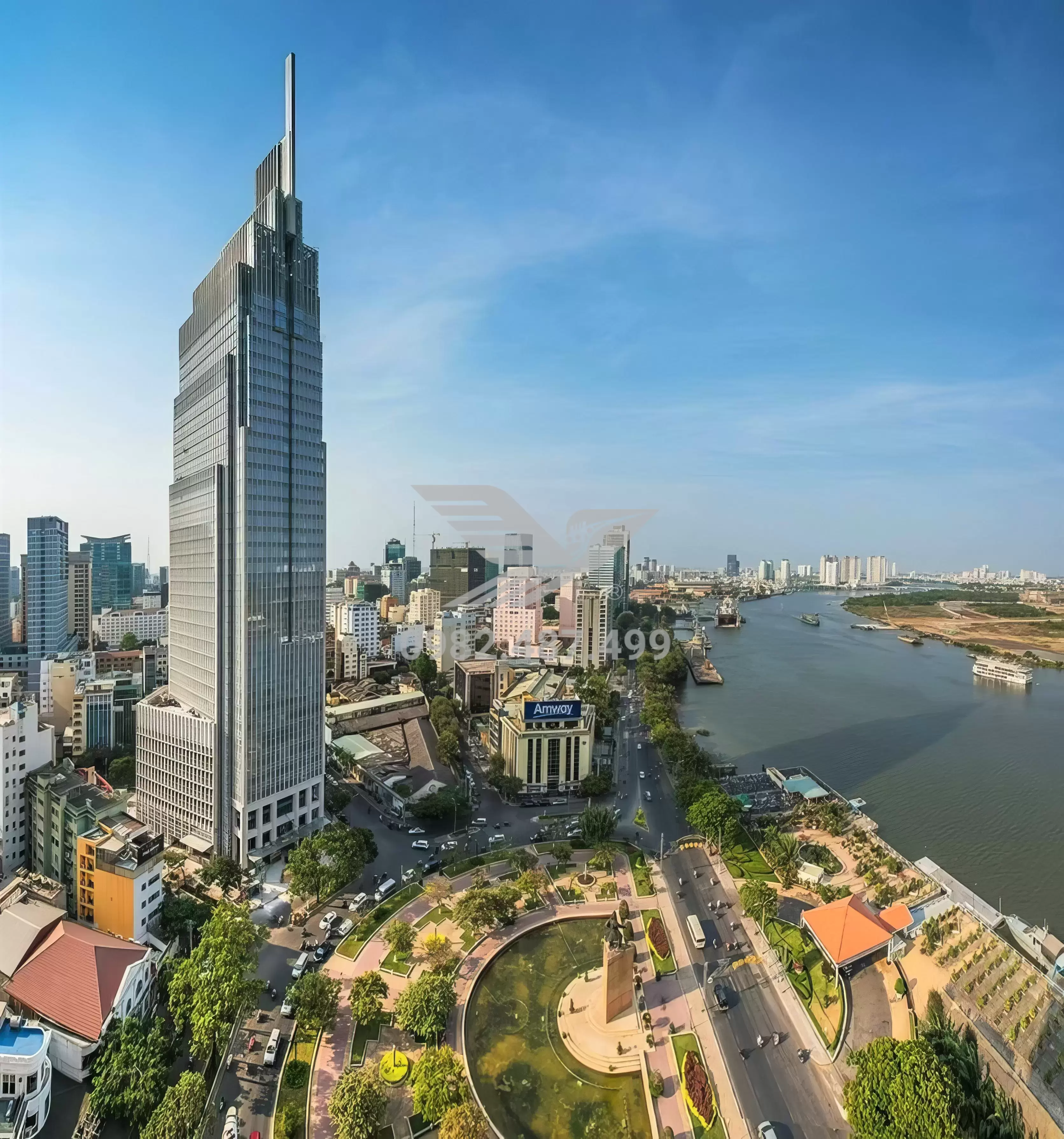 toa-nha-vietcombank-tower-5-cong-truong-me-linh-quan-1