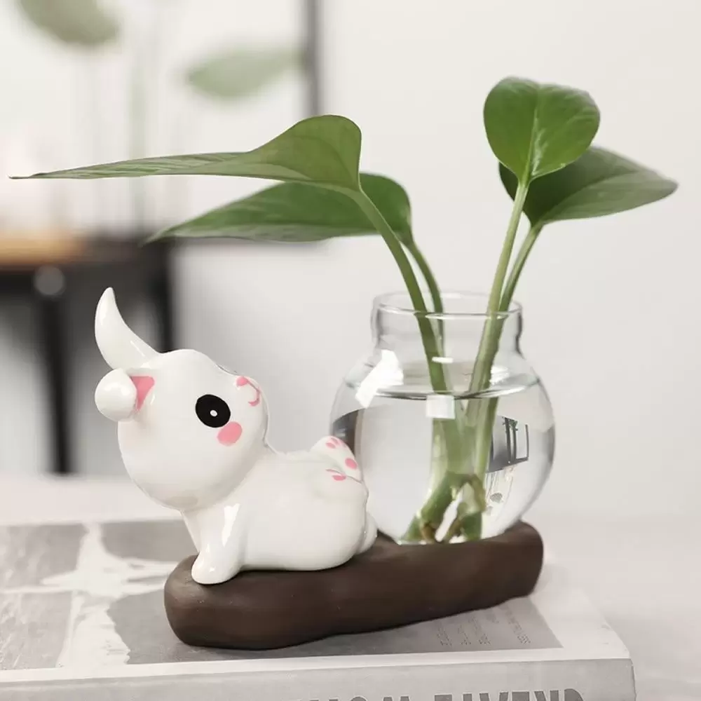 Các Đồ Vật Cần Có Trên Bàn Làm Việc Để Hiệu Qủa Công Việc